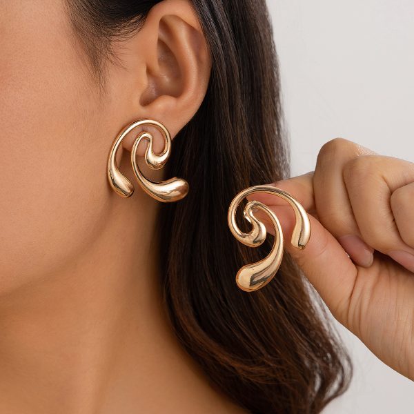 Geometric smooth metal 14K gold earrings MY-E2408001