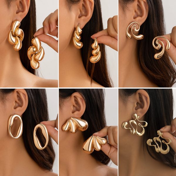 Geometric smooth metal 14K gold earrings MY-E2408001