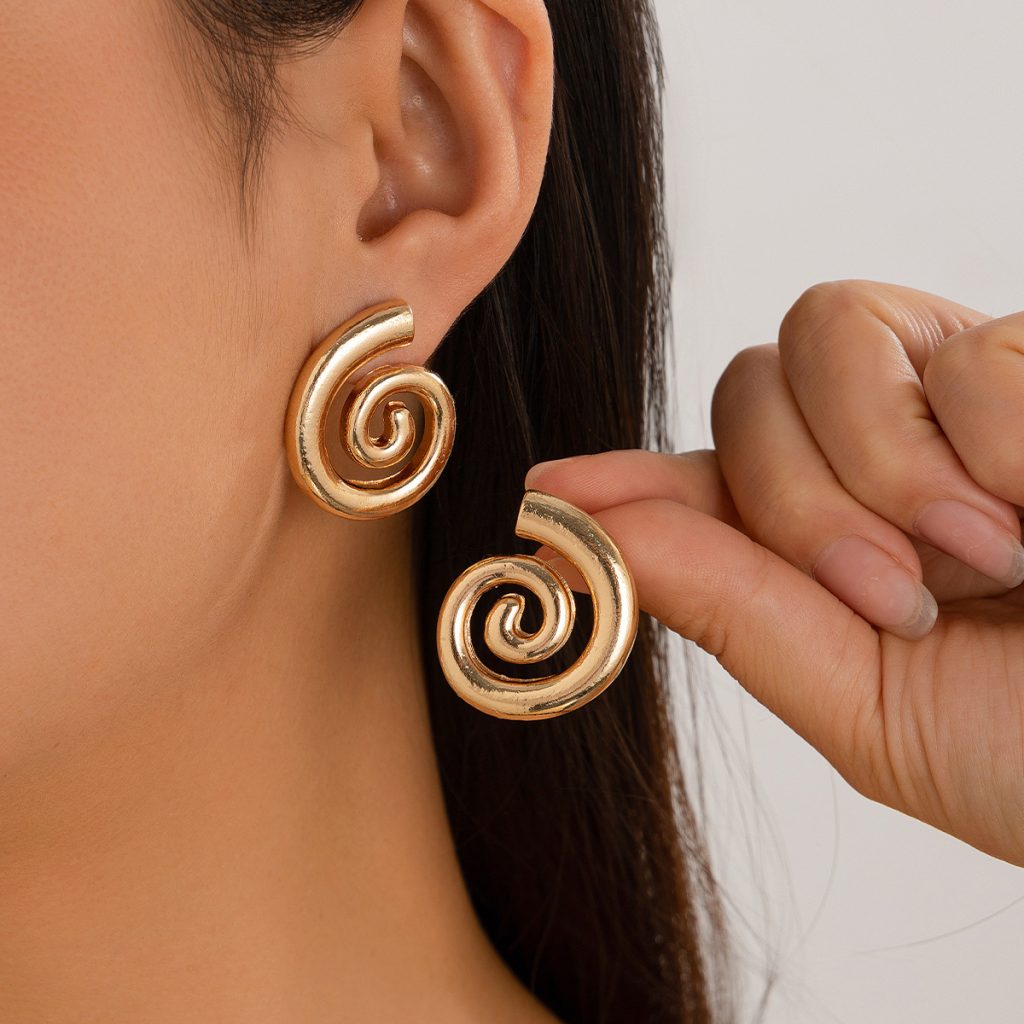 Geometric smooth metal 14K gold earrings MY-E2408001
