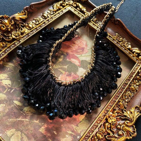 Medieval exaggerated bead assembly necklace GD-N2408002