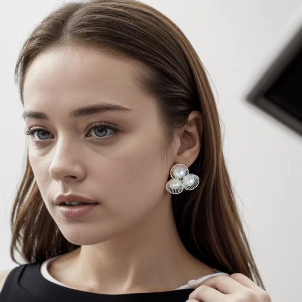 Pearl Flower Silver Womens Stud Earrings SB-E2408017