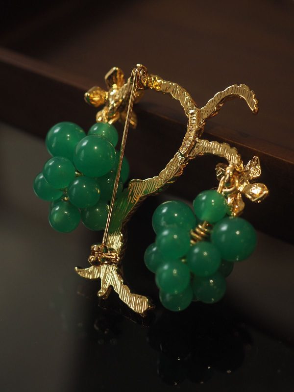 women's chest flower green grape brooch GD-H2408001